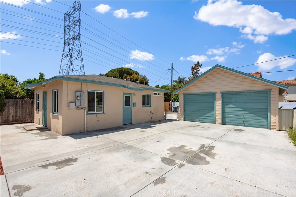 MLS #OC25260587 image #23