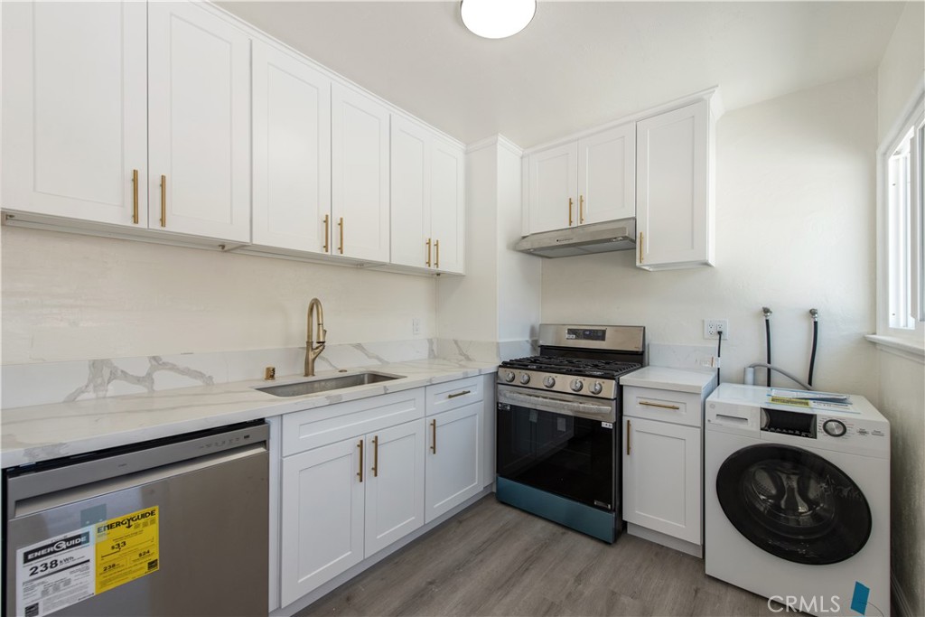 MLS #OC25260587 image #26