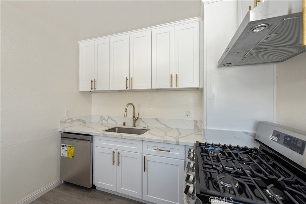 MLS #OC25260587 image #27