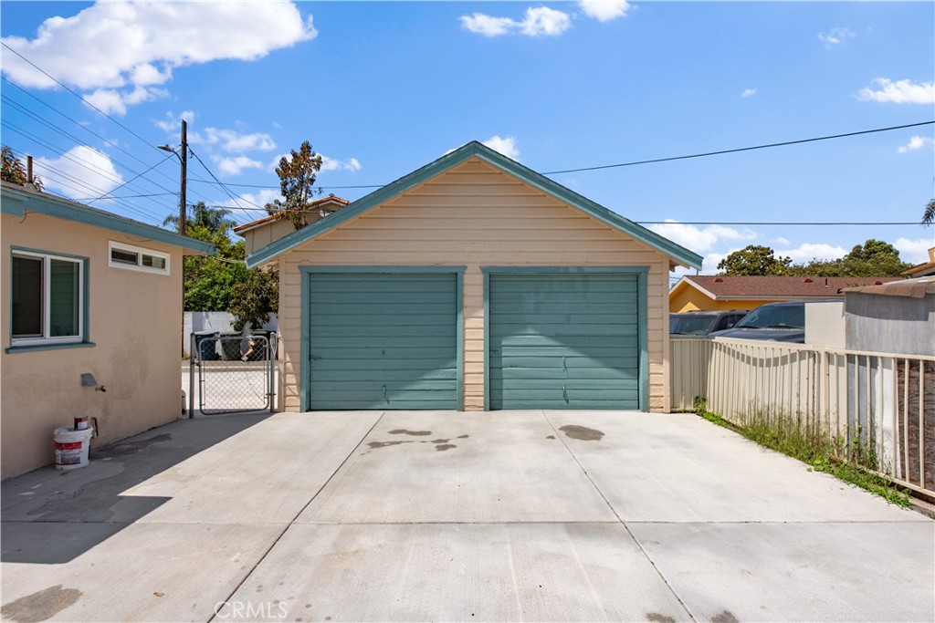 MLS #OC25260587 image #35