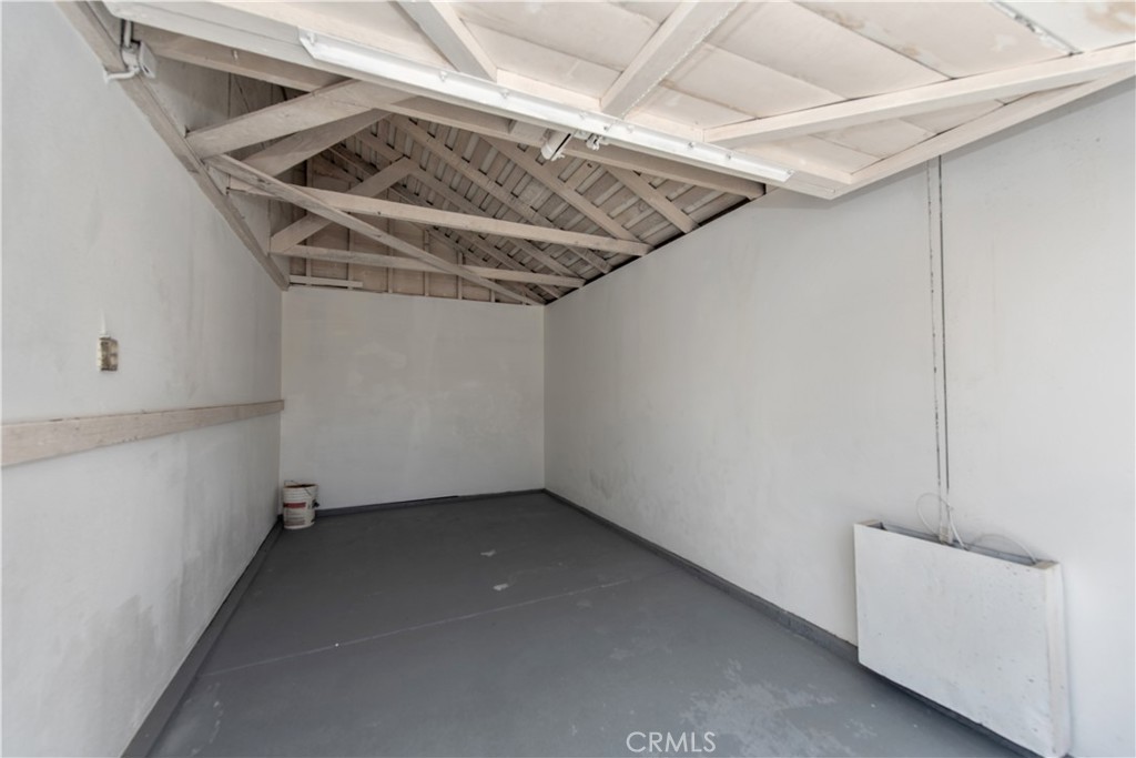 MLS #OC25260587 image #38