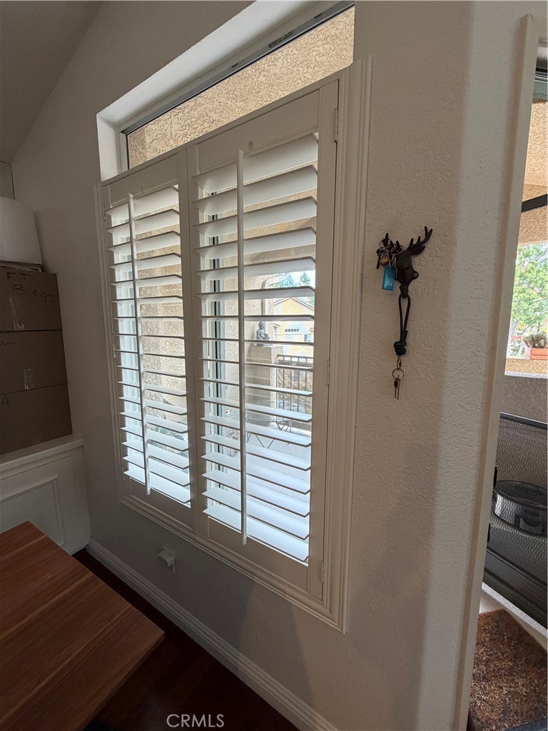 MLS #OC25260603 image #4