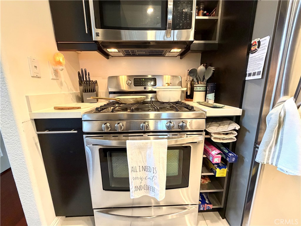 MLS #OC25260603 image #5