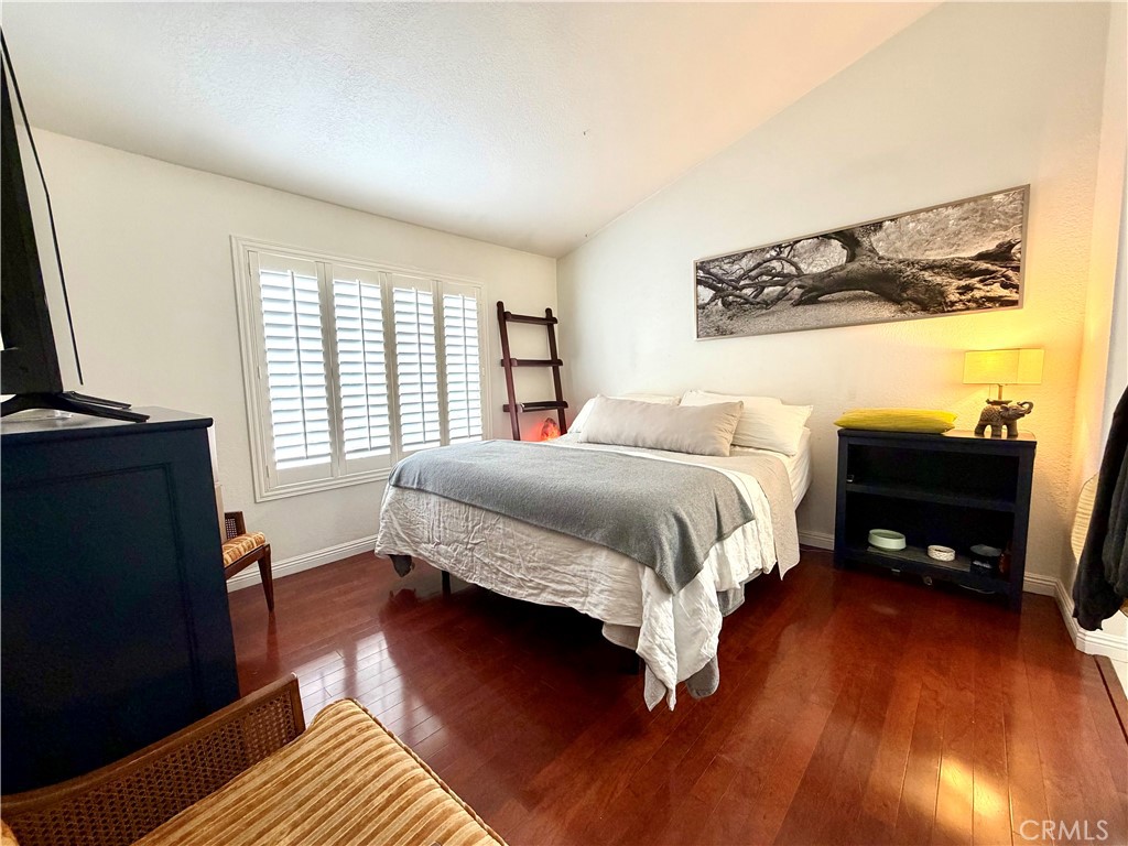 MLS #OC25260603 image #7