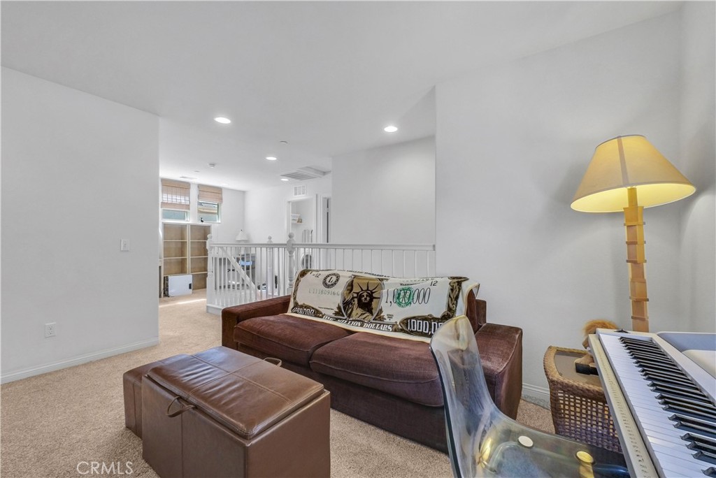 MLS #OC25260642 image #18