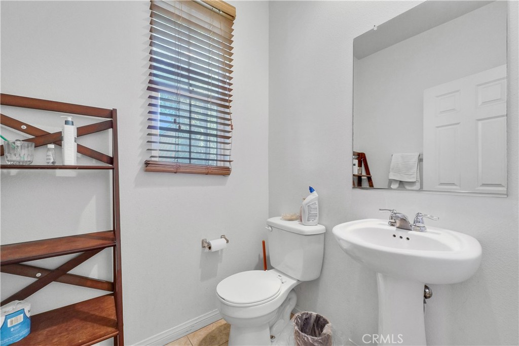 MLS #OC25260642 image #2