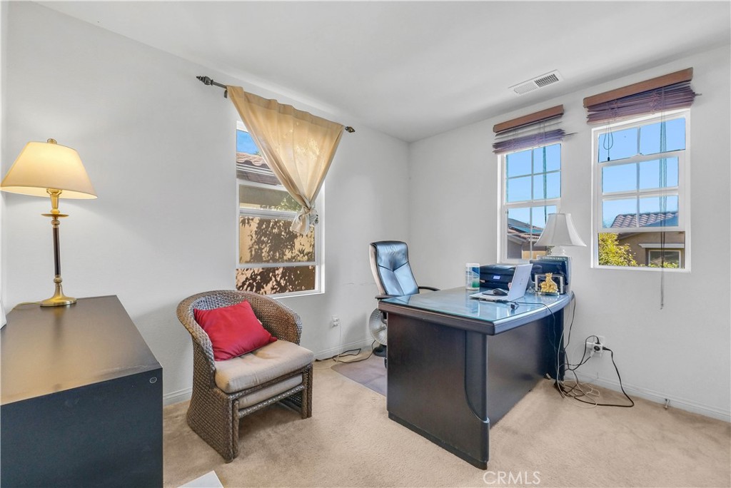 MLS #OC25260642 image #21