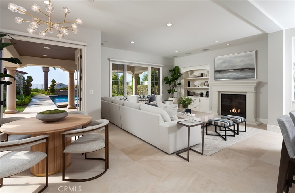 MLS #OC25260683 image #17