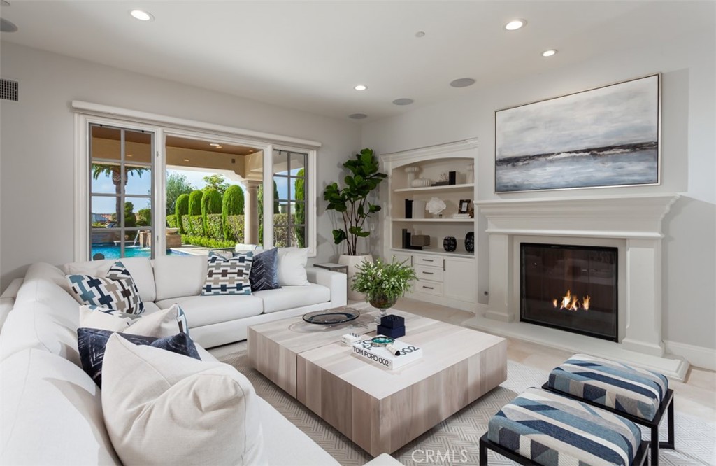 MLS #OC25260683 image #20