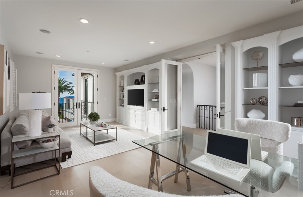 MLS #OC25260683 image #23