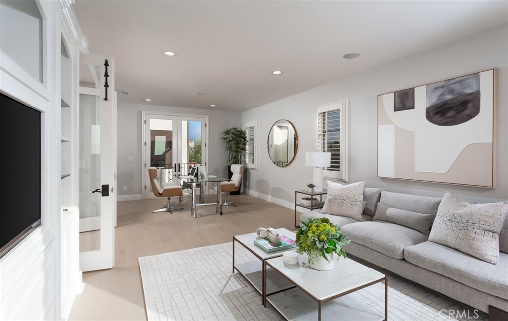 MLS #OC25260683 image #24