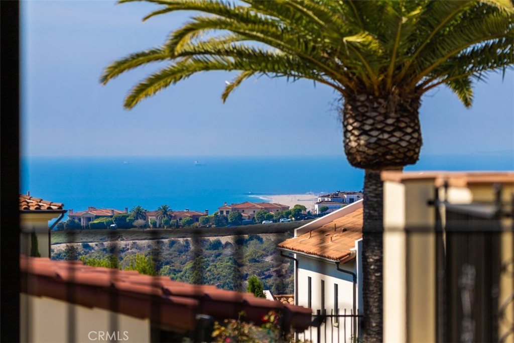 MLS #OC25260683 image #28