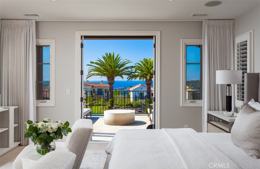 MLS #OC25260683 image #36