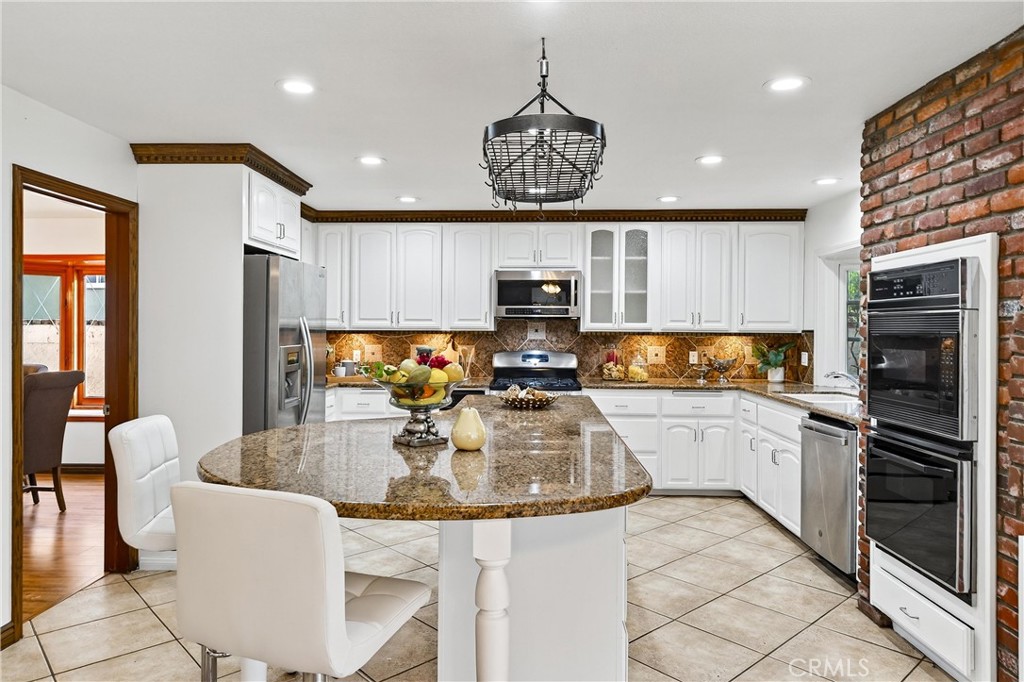 MLS #OC25260697 image #14