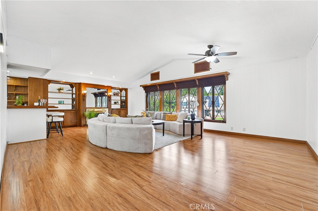 MLS #OC25260697 image #19