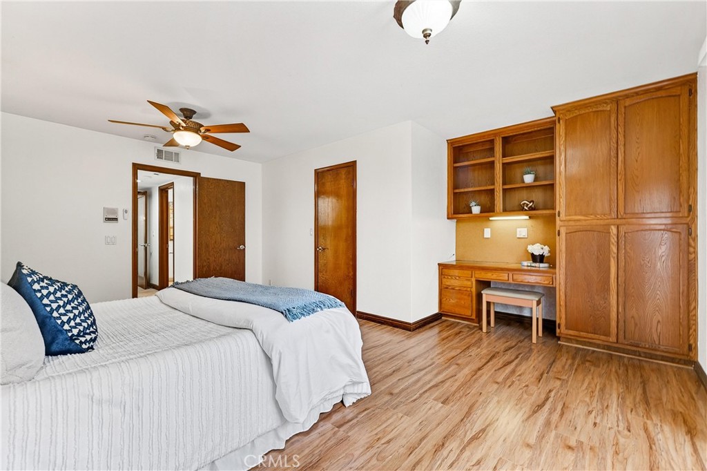 MLS #OC25260697 image #24