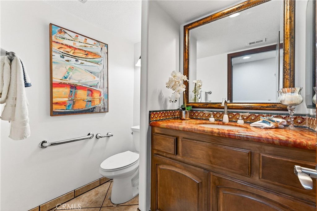 MLS #OC25260697 image #25