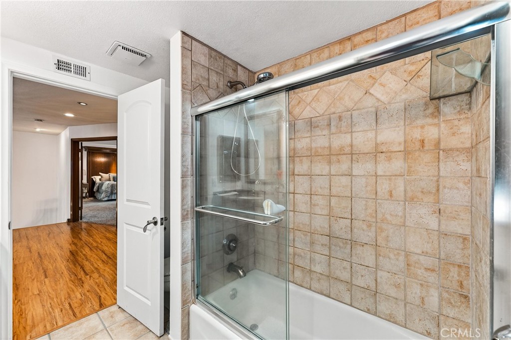 MLS #OC25260697 image #44