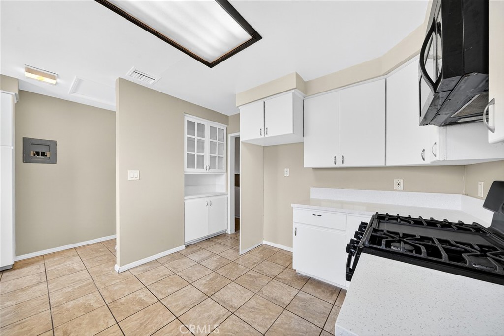 MLS #OC25260717 image #13