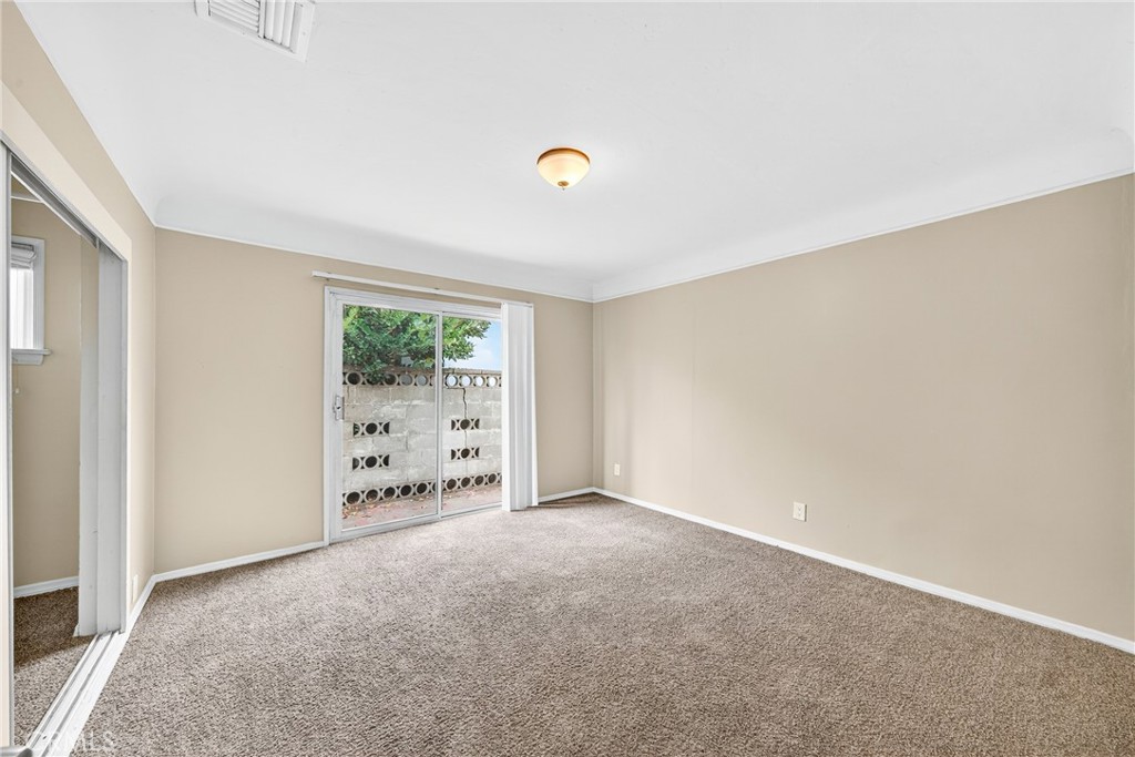 MLS #OC25260717 image #19