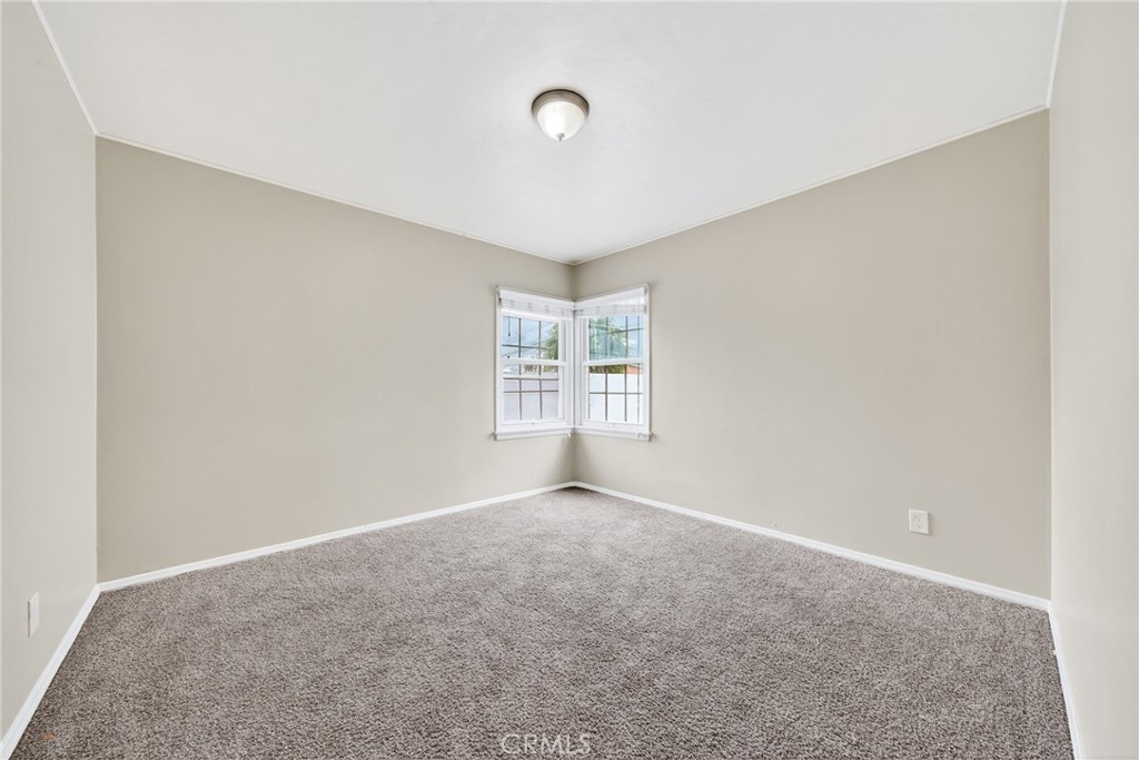 MLS #OC25260717 image #27