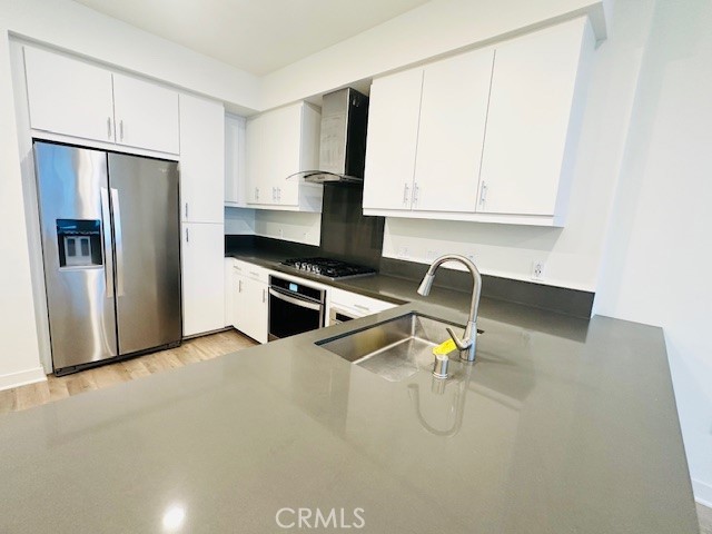 MLS #OC25260739 image #1