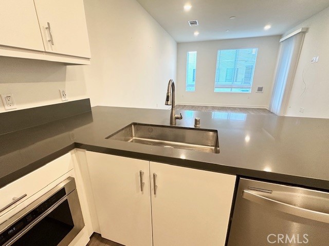 MLS #OC25260739 image #4