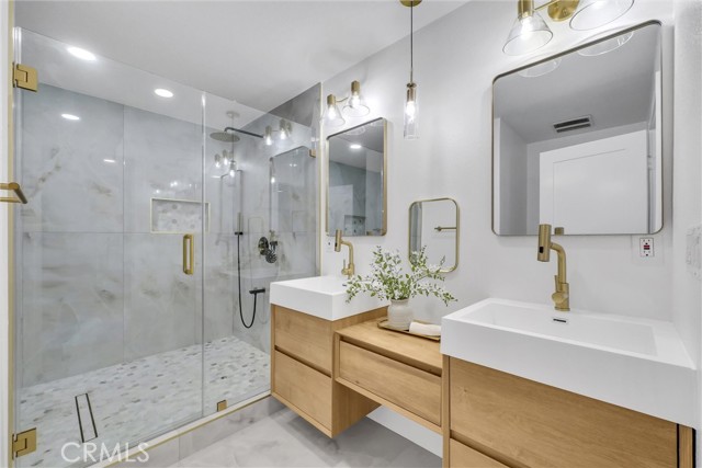 MLS #OC25260744 image #12