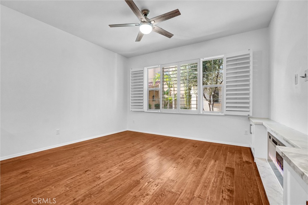 MLS #OC25260788 image #5