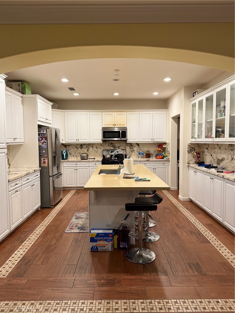 MLS #OC25260835 image #3