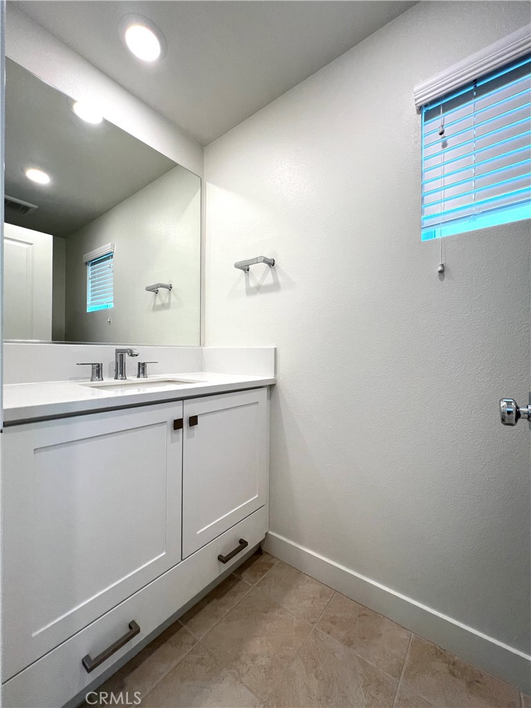 MLS #OC25260844 image #10