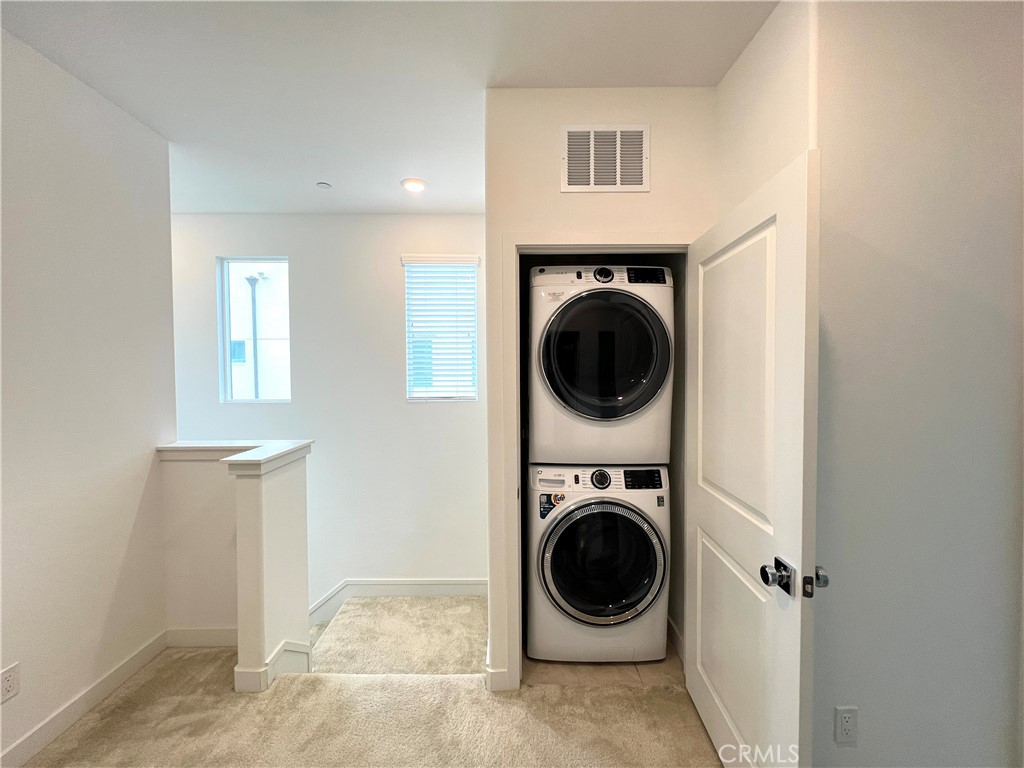 MLS #OC25260844 image #11