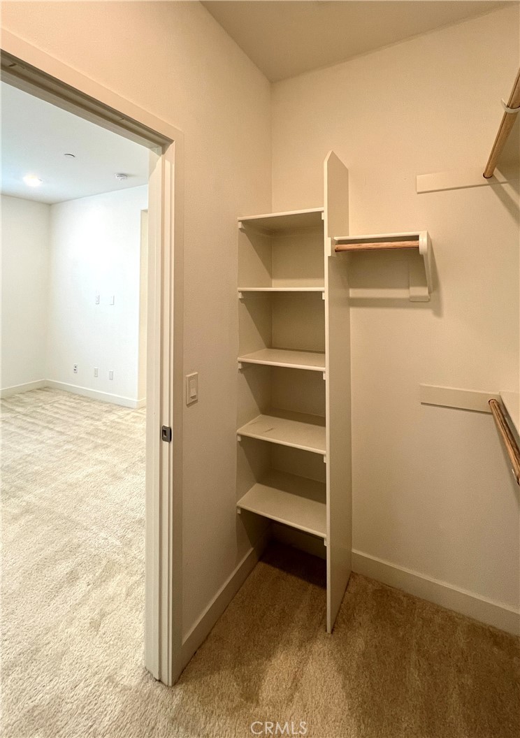 MLS #OC25260844 image #16