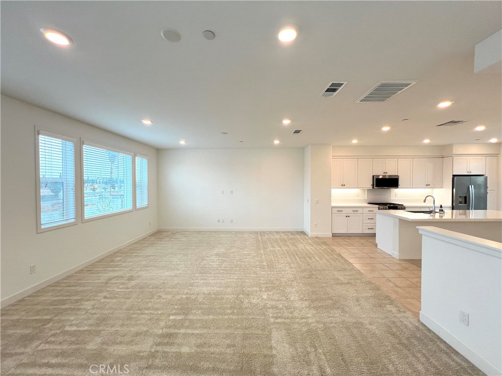 MLS #OC25260844 image #6