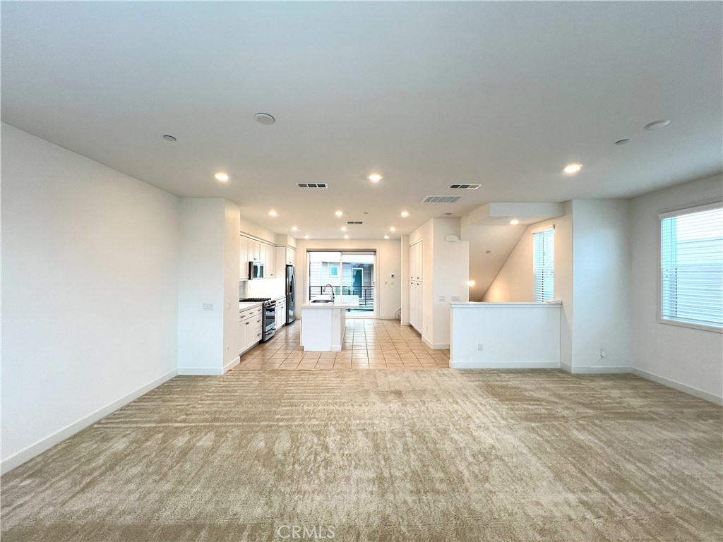 MLS #OC25260844 image #7