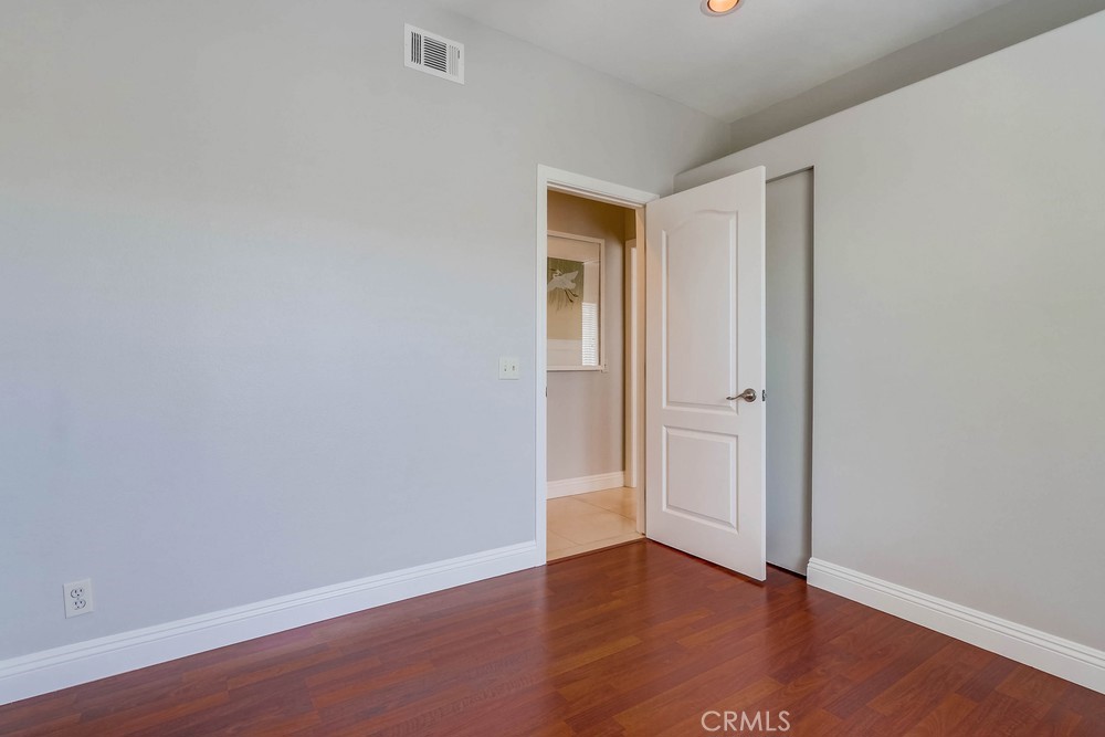 MLS #OC25260855 image #15