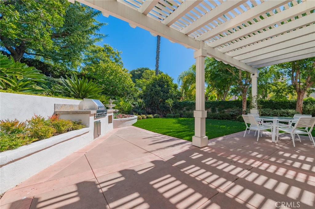 MLS #OC25260858 image #17