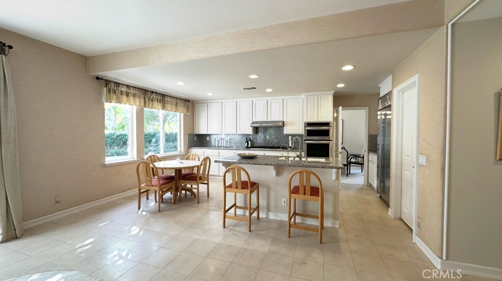 MLS #OC25260858 image #5