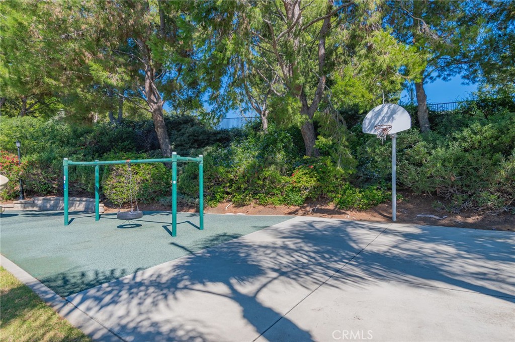 MLS #OC25260858 image #51