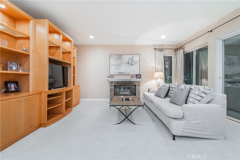 MLS #OC25260858 image #7