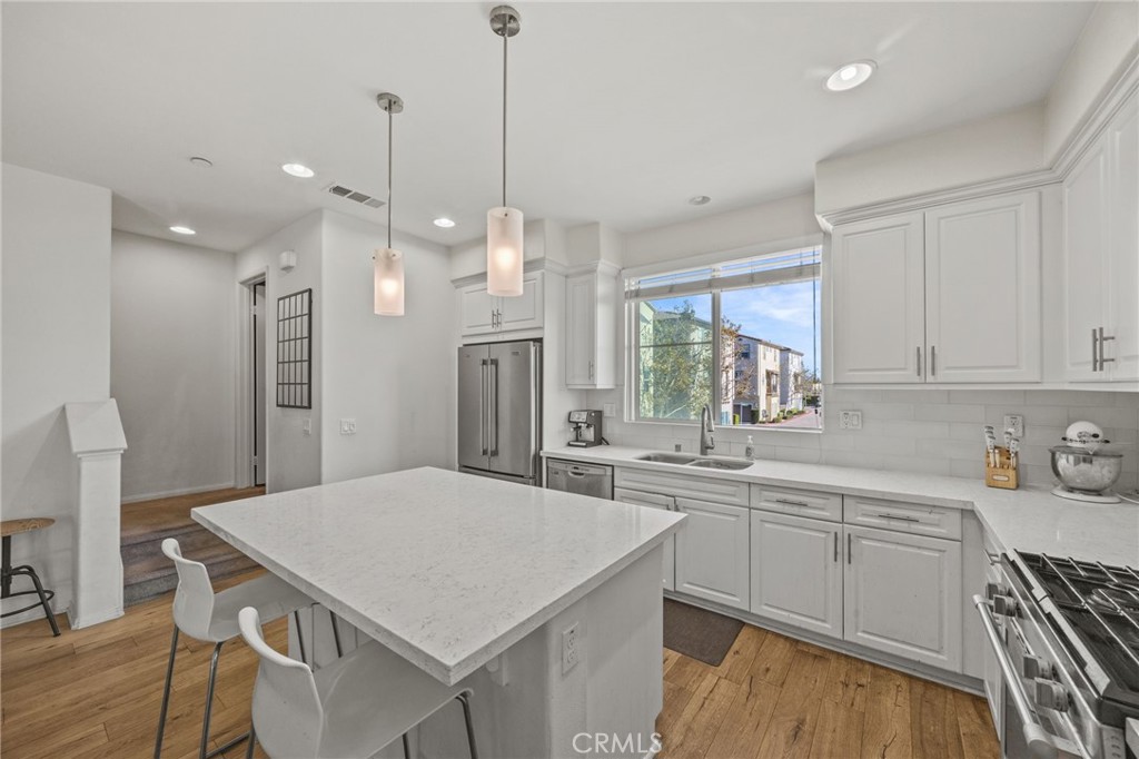 MLS #OC25260859 image #16