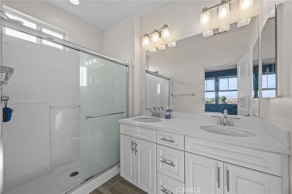 MLS #OC25260859 image #29