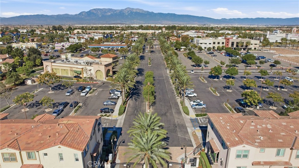 MLS #OC25260859 image #40