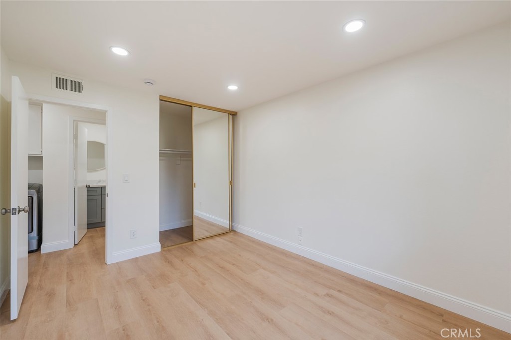 MLS #OC25260864 image #13