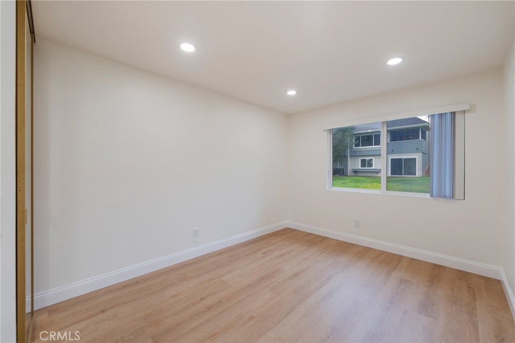 MLS #OC25260864 image #14