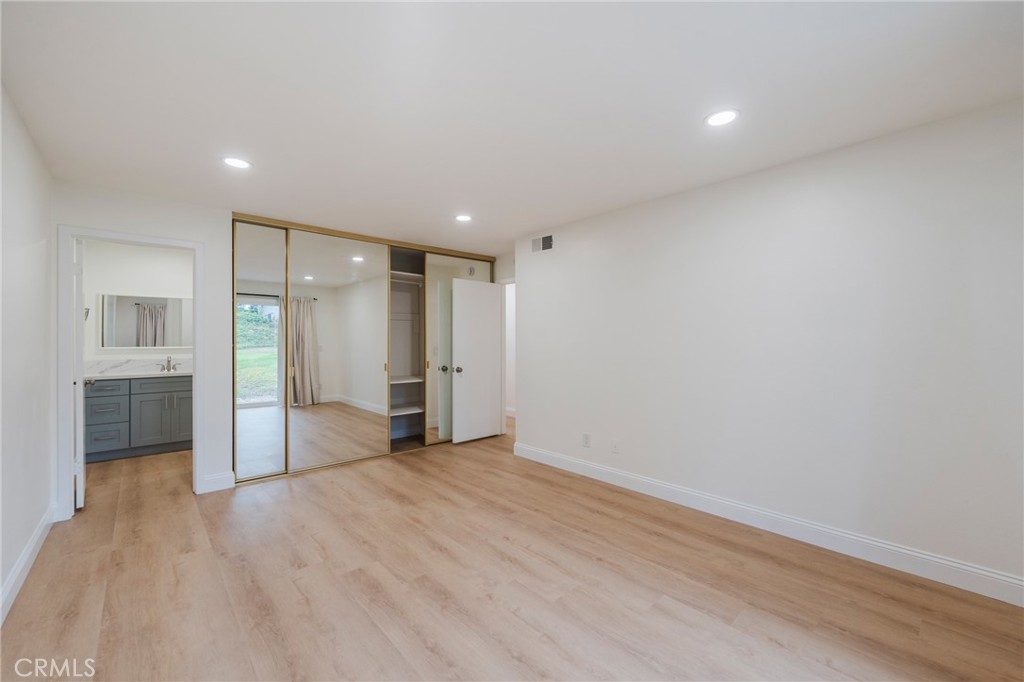 MLS #OC25260864 image #18