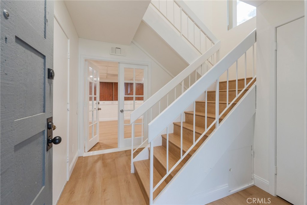 MLS #OC25260864 image #23