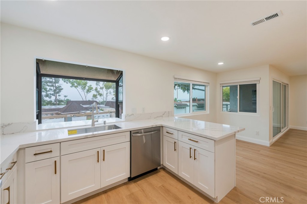 MLS #OC25260864 image #7