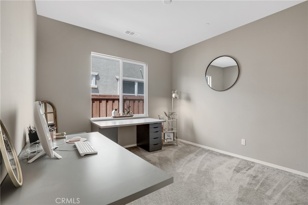 MLS #OC25260897 image #23