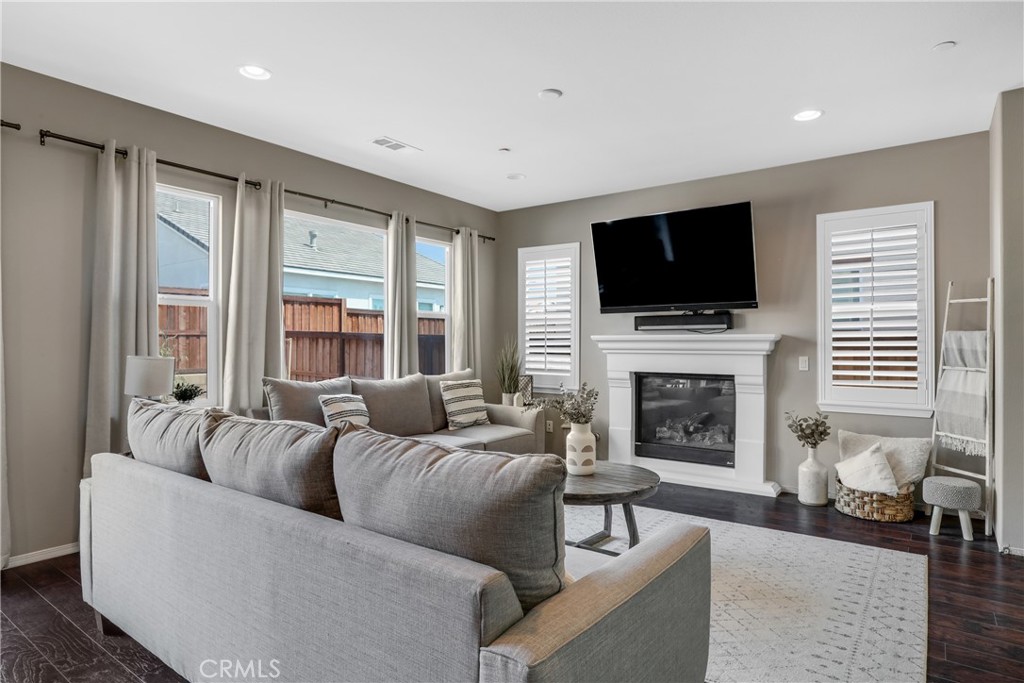 MLS #OC25260897 image #7